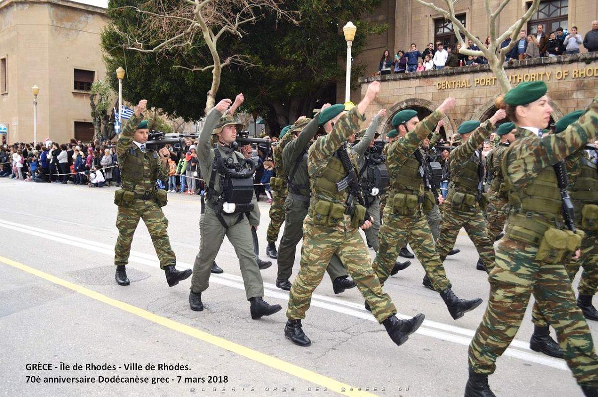 319- Rhodes- Defile Dodecanese grec.JPG